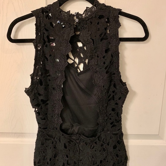 Sexy black crocheted/lace dress - Picture 4 of 8